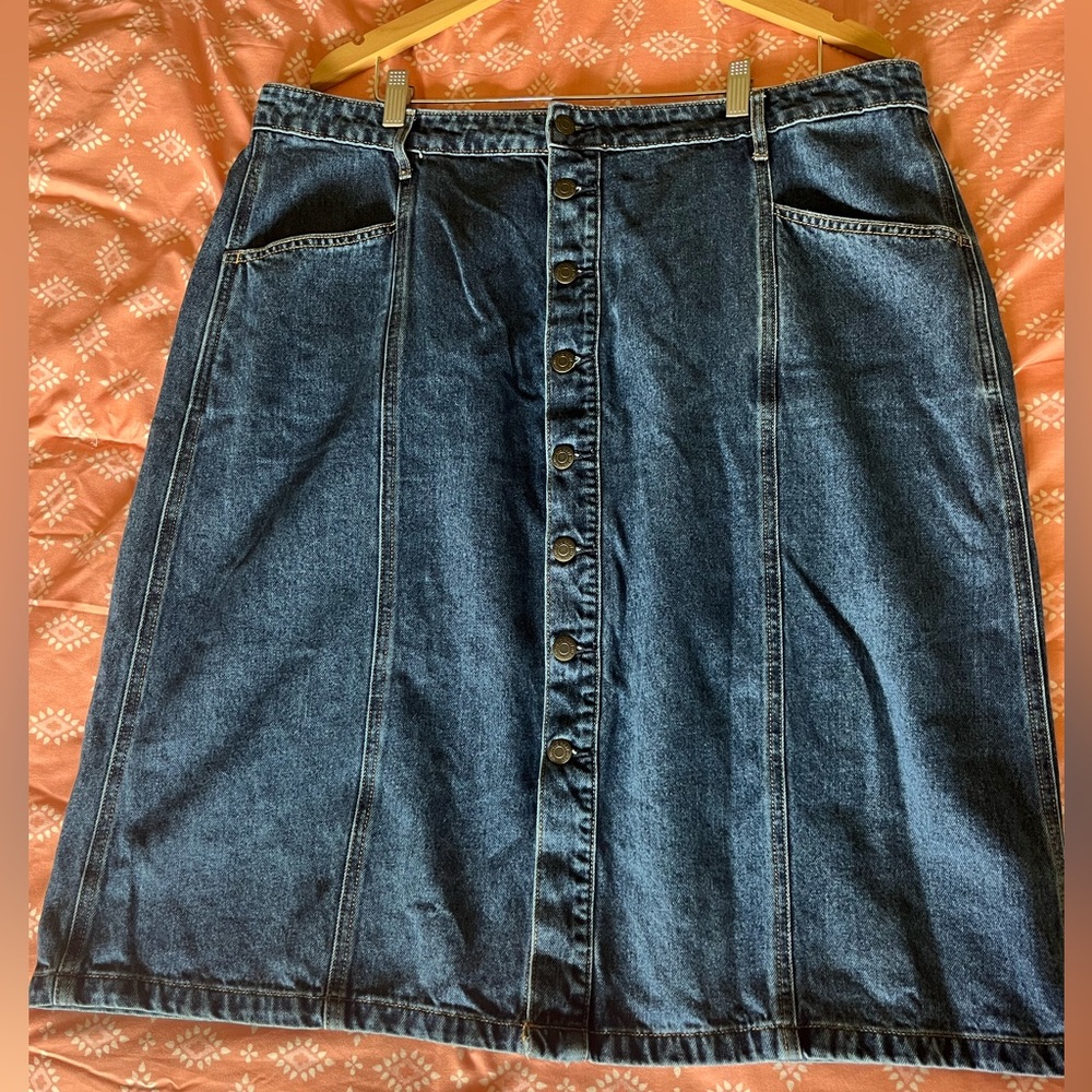 Old Navy Button Front Denim Midi Skirt Size 18 High Rise Secret Slimming Pocket